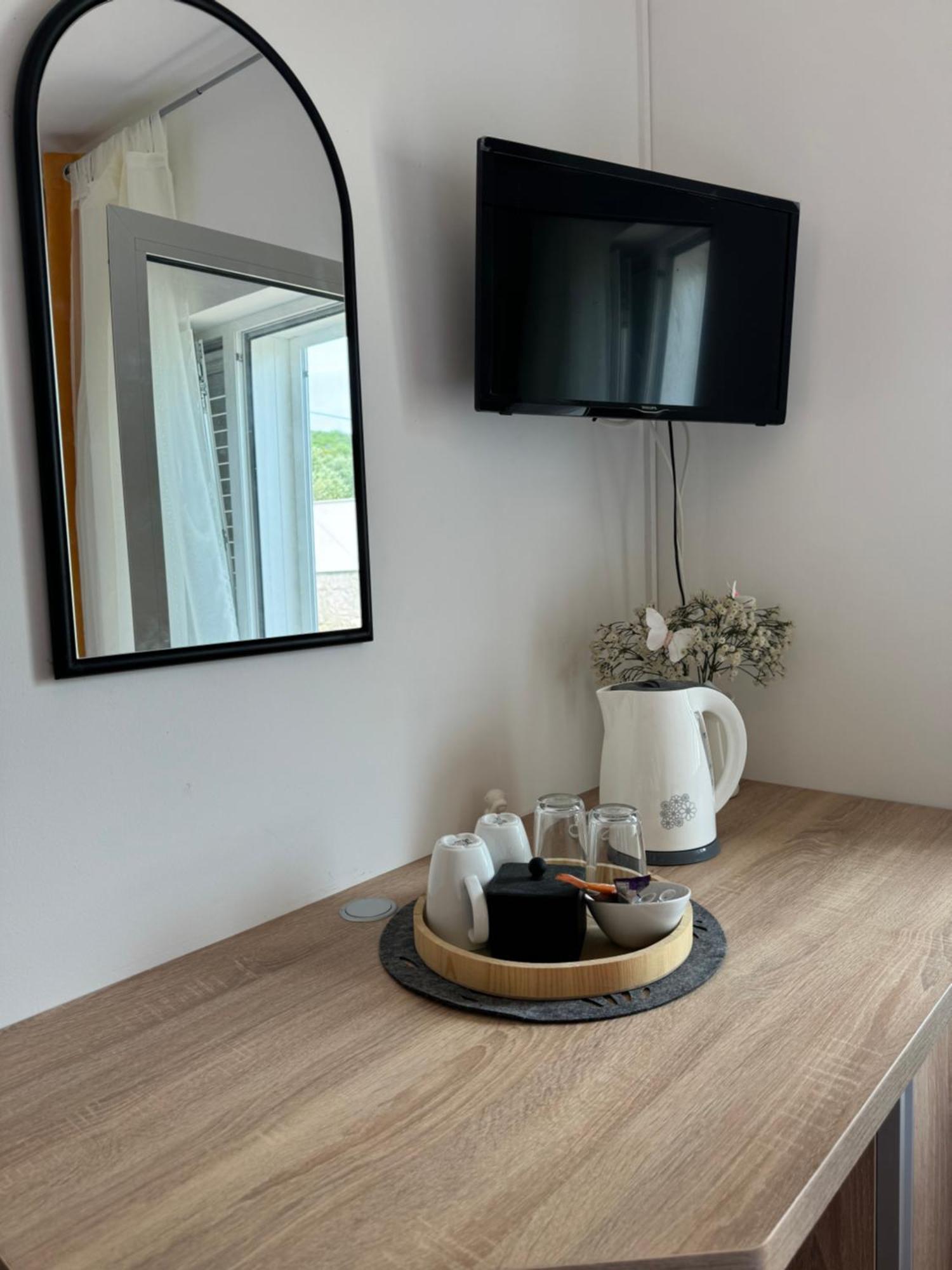 The Manzoni Family 4 Hotel Punat Ngoại thất bức ảnh