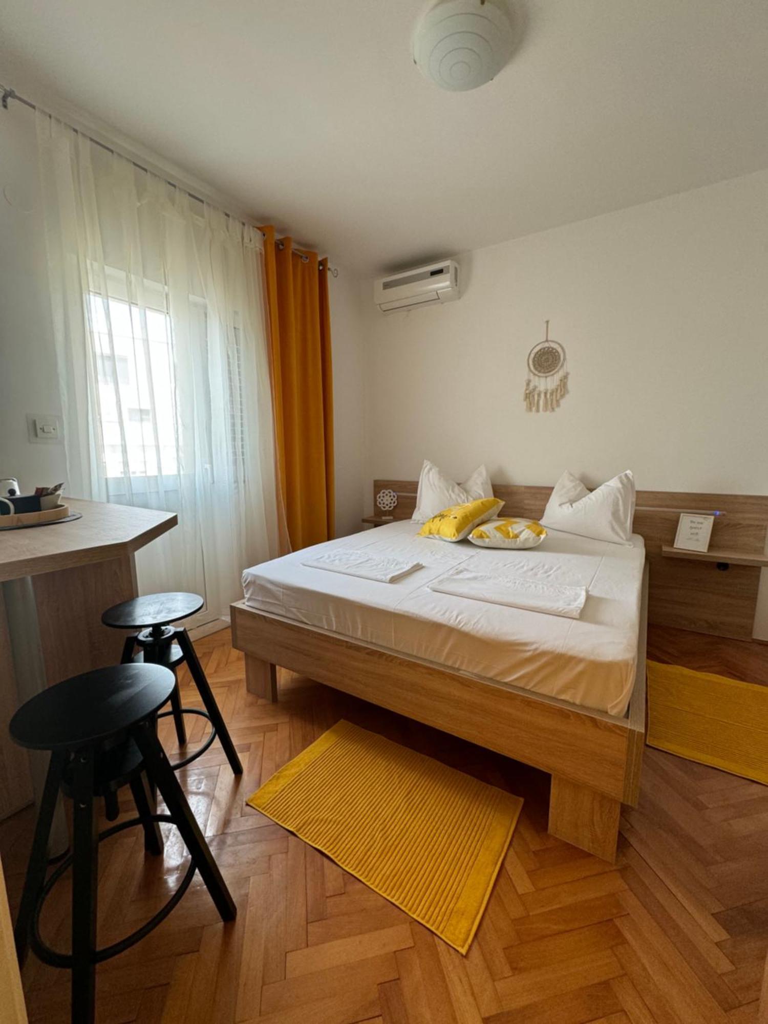 The Manzoni Family 4 Hotel Punat Ngoại thất bức ảnh